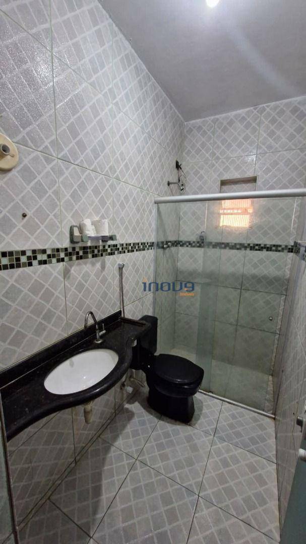 Casa à venda e aluguel com 5 quartos, 192m² - Foto 15