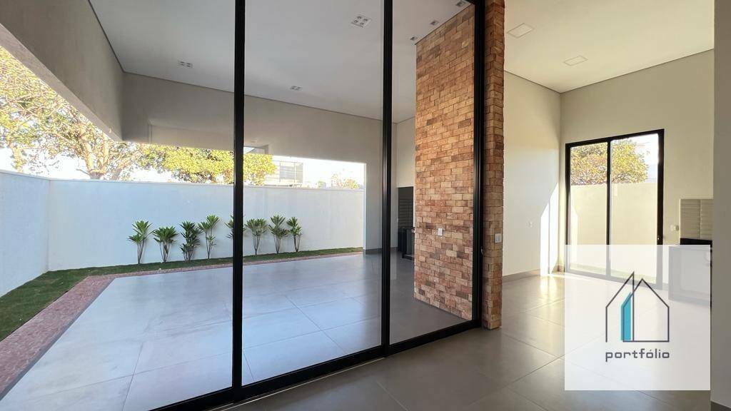 Casa de Condomínio à venda com 3 quartos, 213m² - Foto 5