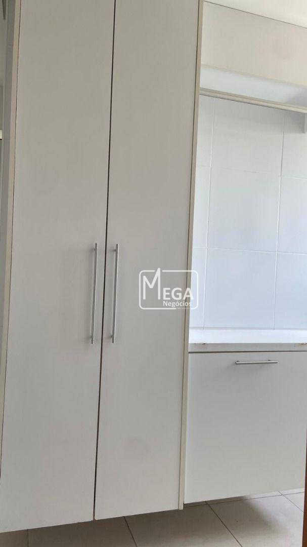 Apartamento para alugar com 2 quartos, 94m² - Foto 12