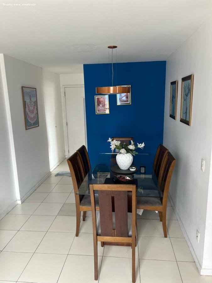 Apartamento à venda com 3 quartos, 75m² - Foto 4