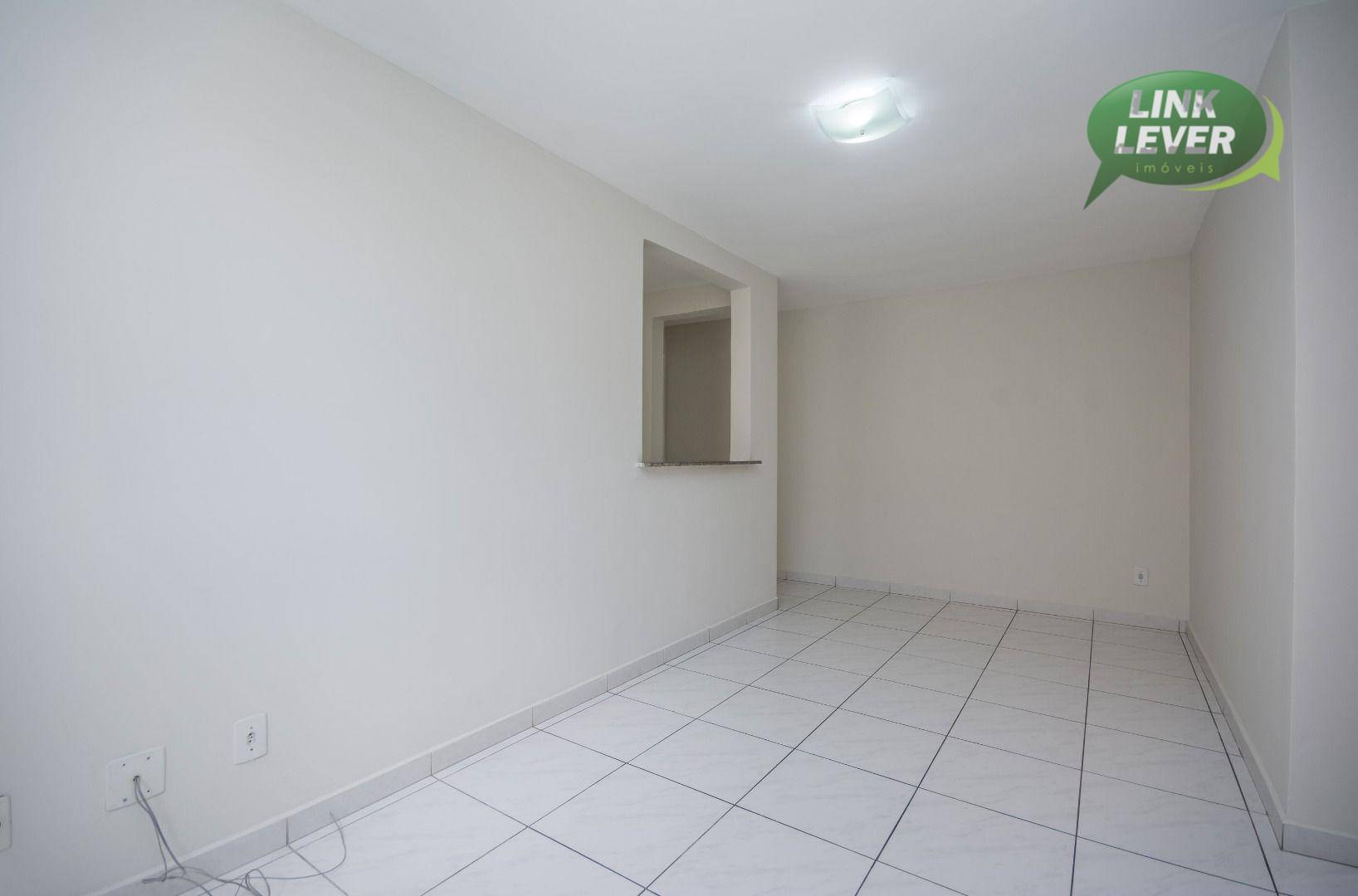 Apartamento para alugar com 3 quartos, 59m² - Foto 3