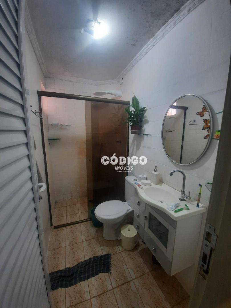 Apartamento à venda com 2 quartos, 70m² - Foto 10