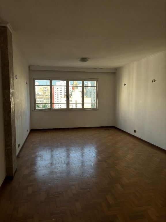 Apartamento para alugar com 2 quartos, 160m² - Foto 2