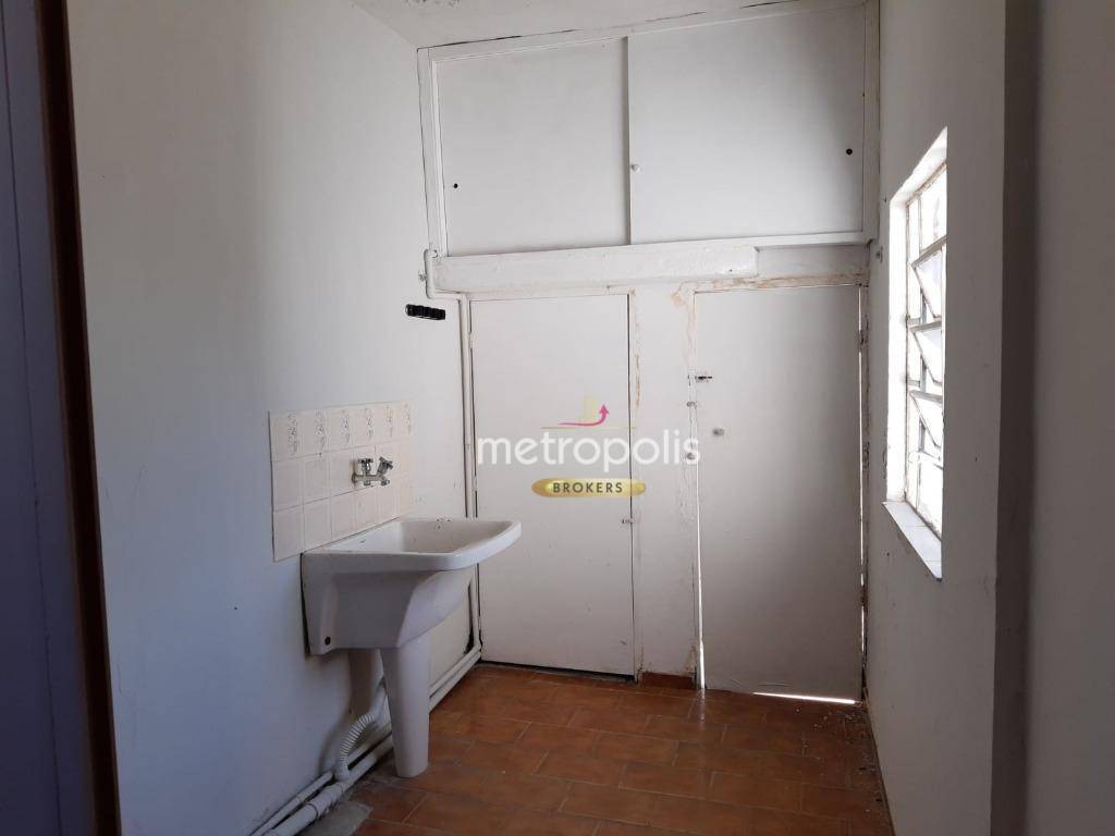 Casa para alugar com 2 quartos, 120m² - Foto 16