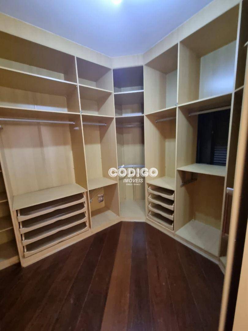 Cobertura para alugar com 3 quartos, 325m² - Foto 20