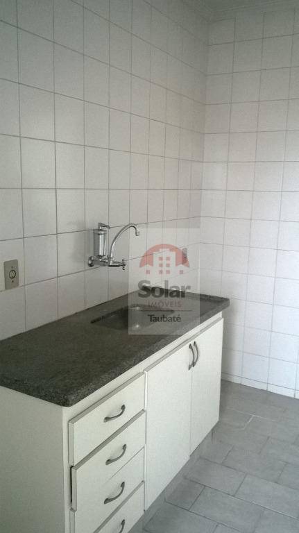 Apartamento à venda com 2 quartos, 58m² - Foto 4