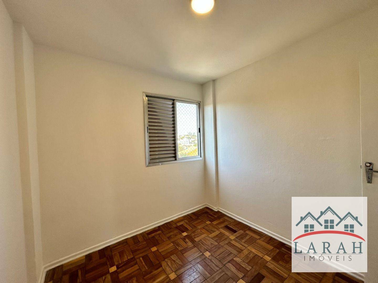 Apartamento para alugar com 3 quartos, 70m² - Foto 10