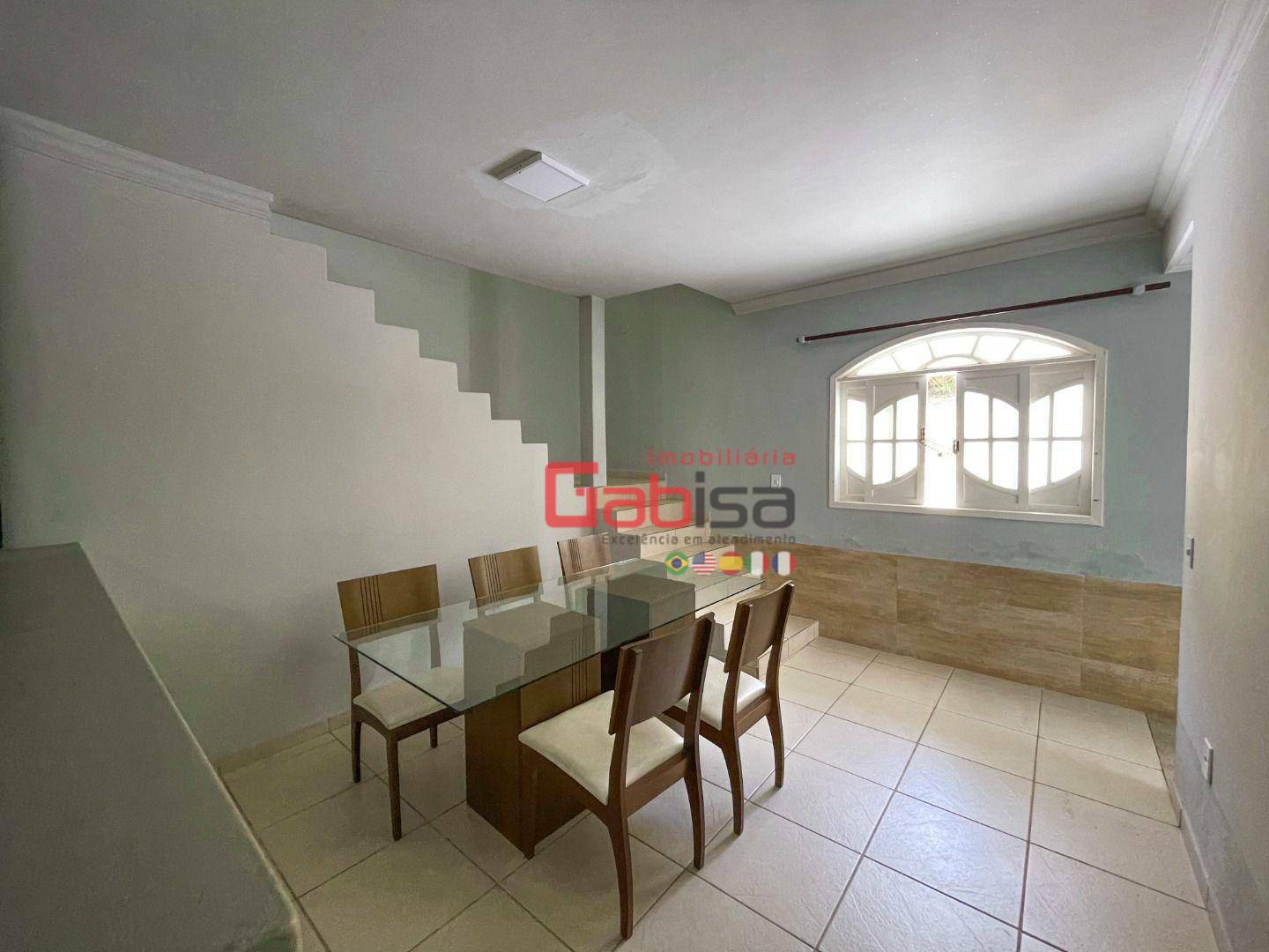 Casa à venda com 4 quartos, 476m² - Foto 1