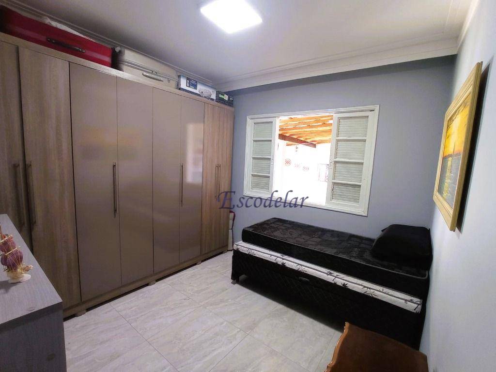 Sobrado à venda com 4 quartos, 200m² - Foto 26