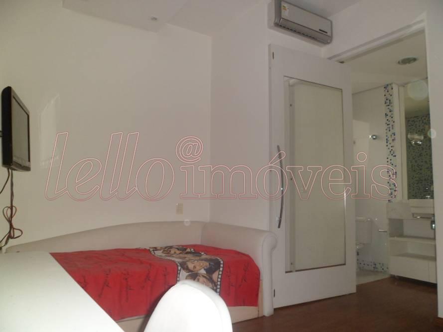 Apartamento para alugar com 3 quartos, 190m² - Foto 11