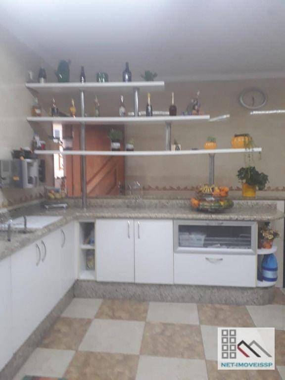 Sobrado à venda com 4 quartos, 1368m² - Foto 11