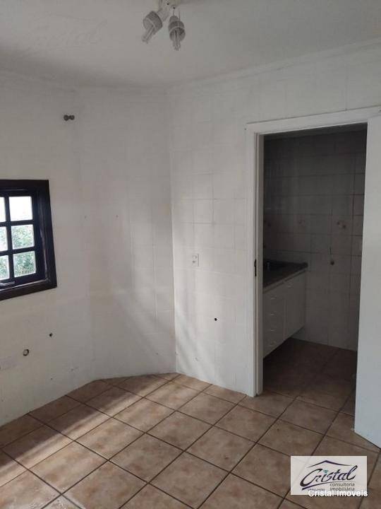 Casa à venda e aluguel com 8 quartos, 270m² - Foto 45