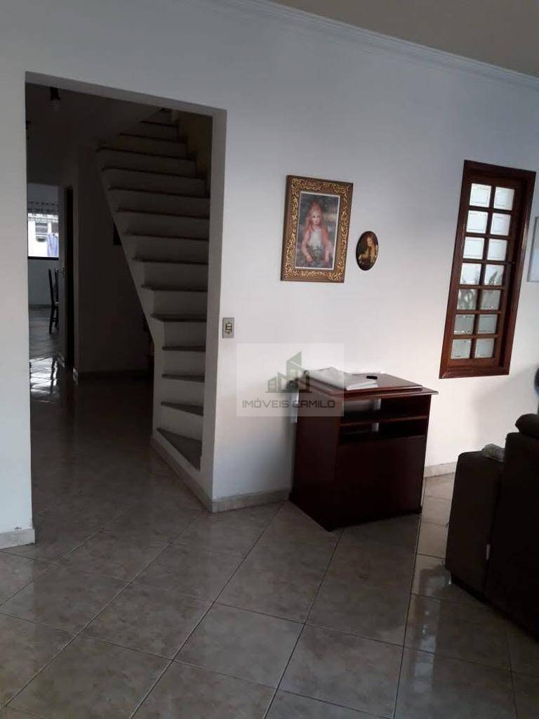 Casa à venda com 5 quartos, 250m² - Foto 18