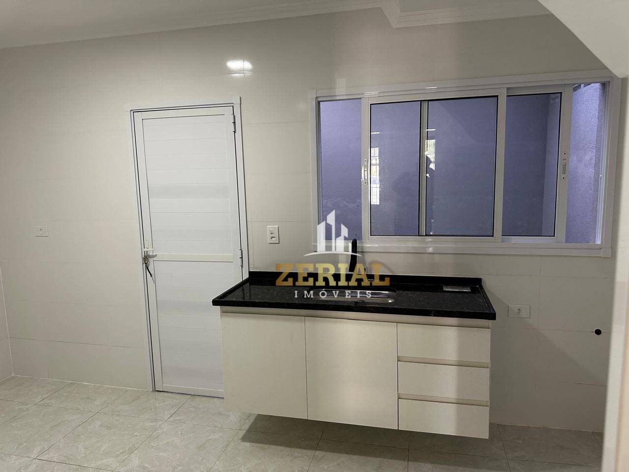 Sobrado para alugar com 2 quartos, 100m² - Foto 6