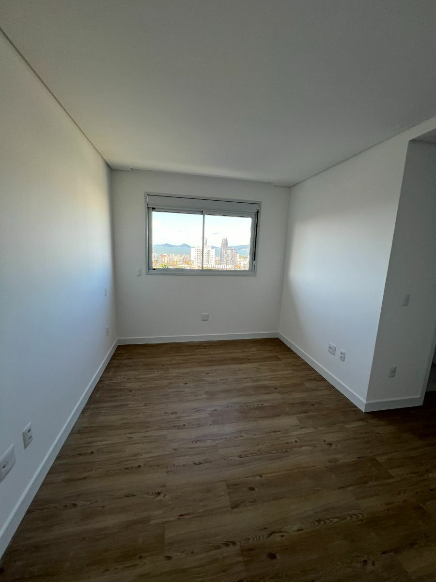 Apartamento à venda com 3 quartos - Foto 24