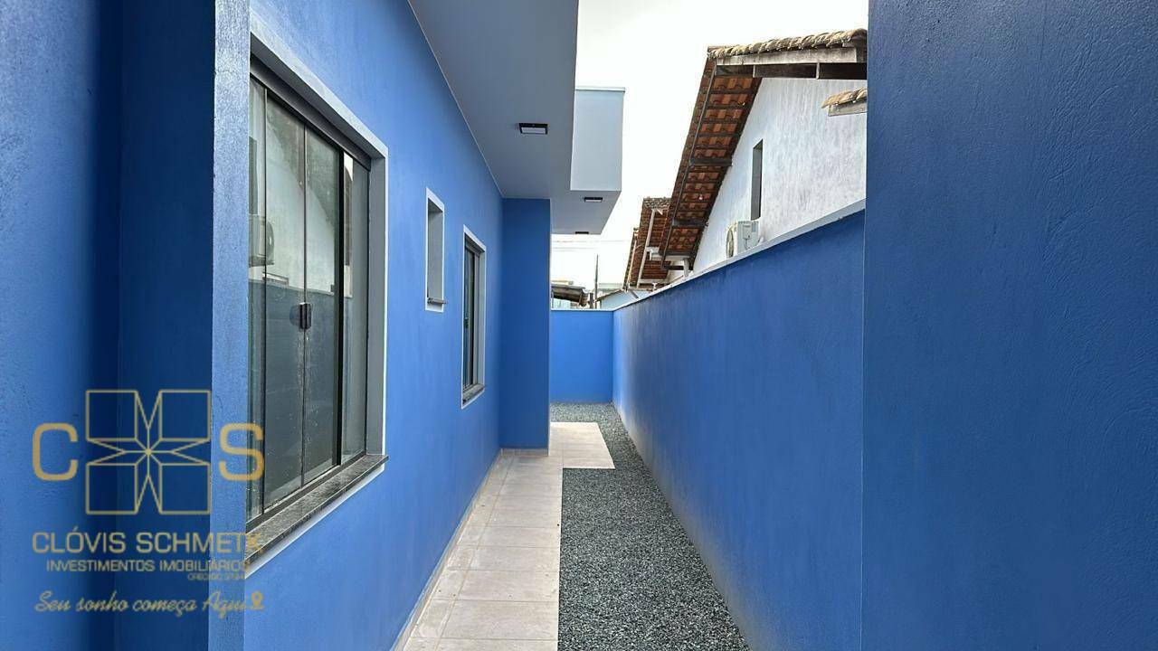 Casa à venda com 3 quartos, 178m² - Foto 8