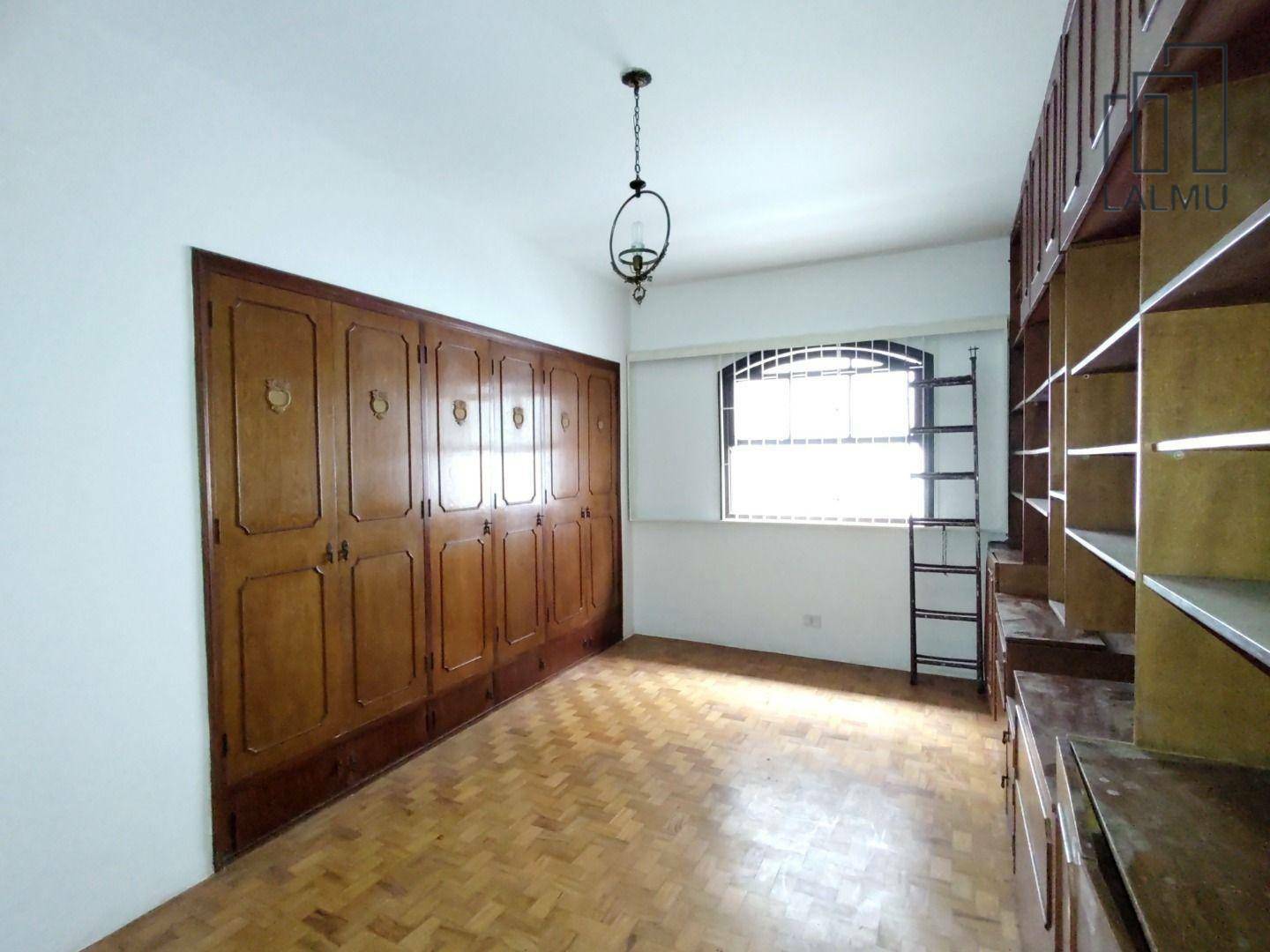 Sobrado para alugar com 3 quartos, 300m² - Foto 52