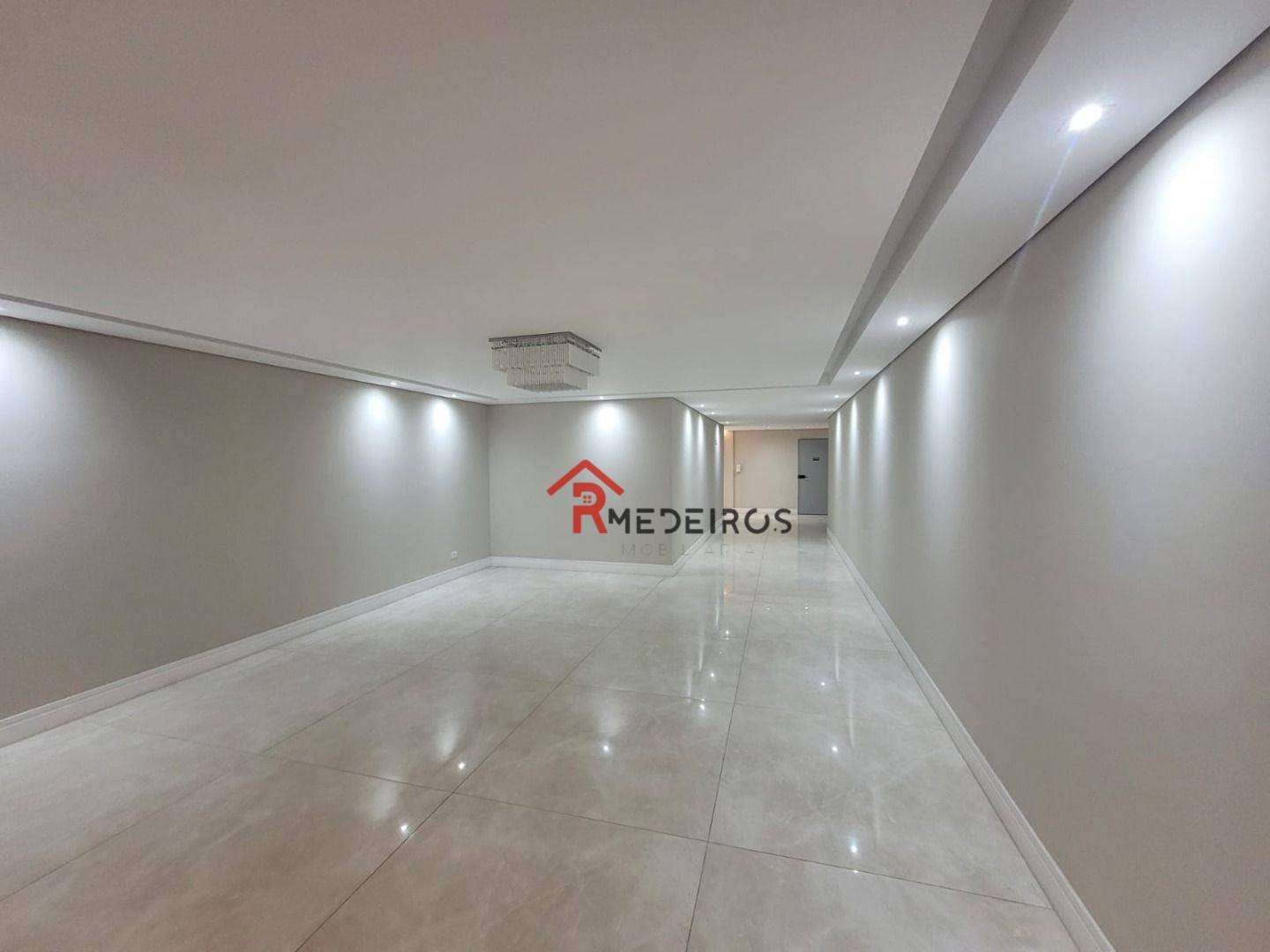 Apartamento à venda com 2 quartos, 63m² - Foto 17