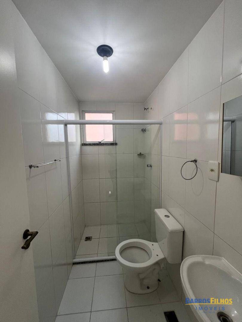 Apartamento para alugar com 2 quartos, 76m² - Foto 4