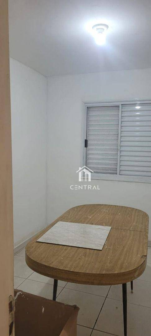 Apartamento à venda com 2 quartos, 42m² - Foto 5