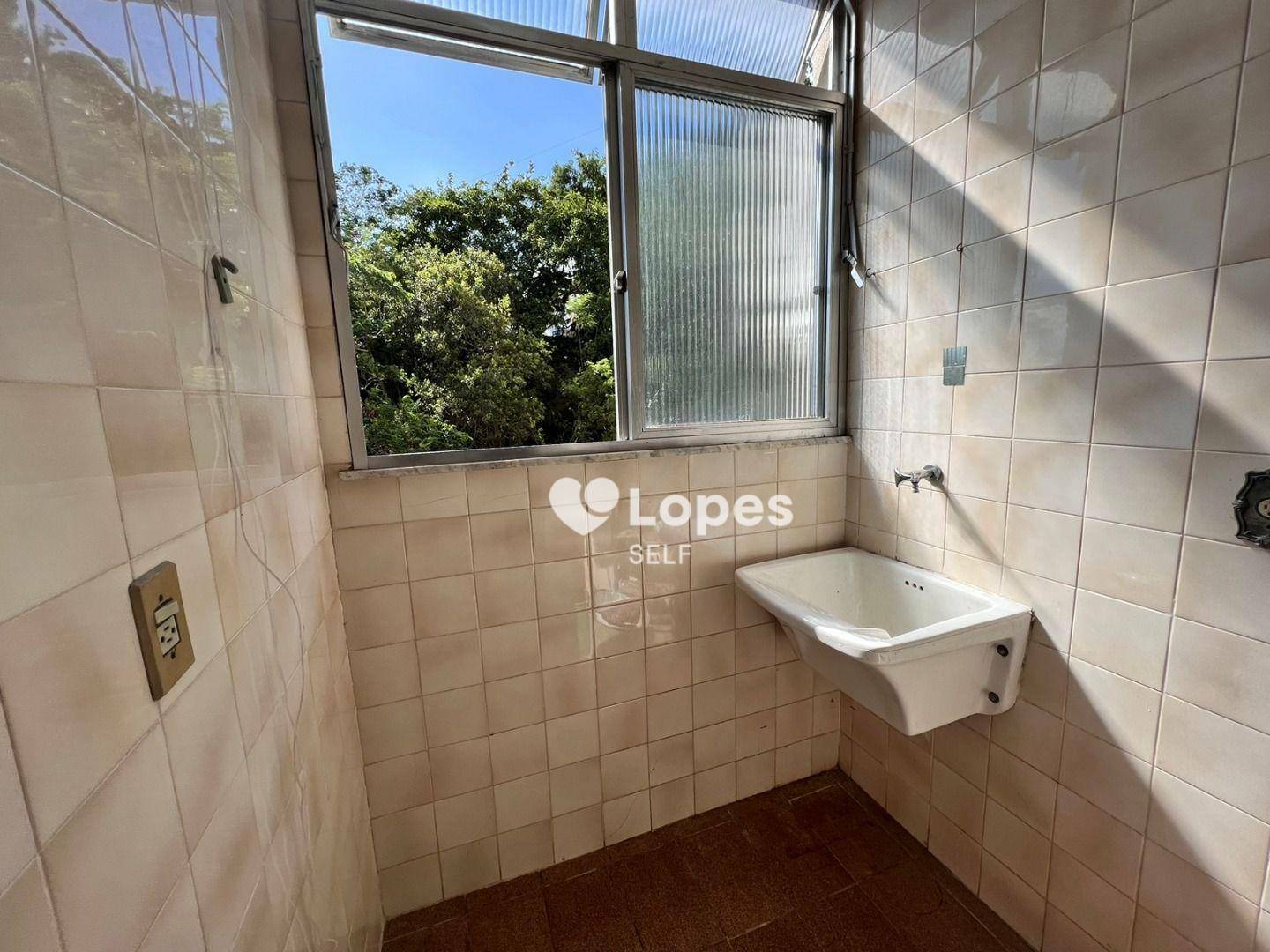 Apartamento à venda com 2 quartos, 71m² - Foto 7