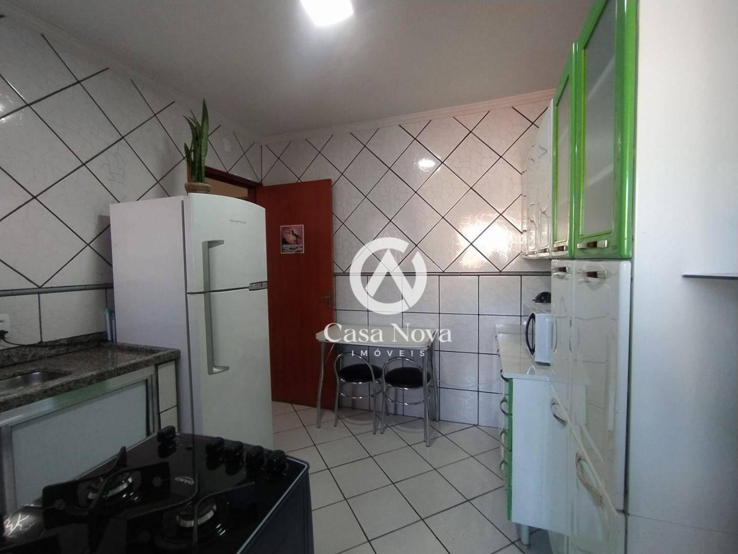 Apartamento à venda com 2 quartos, 48m² - Foto 4