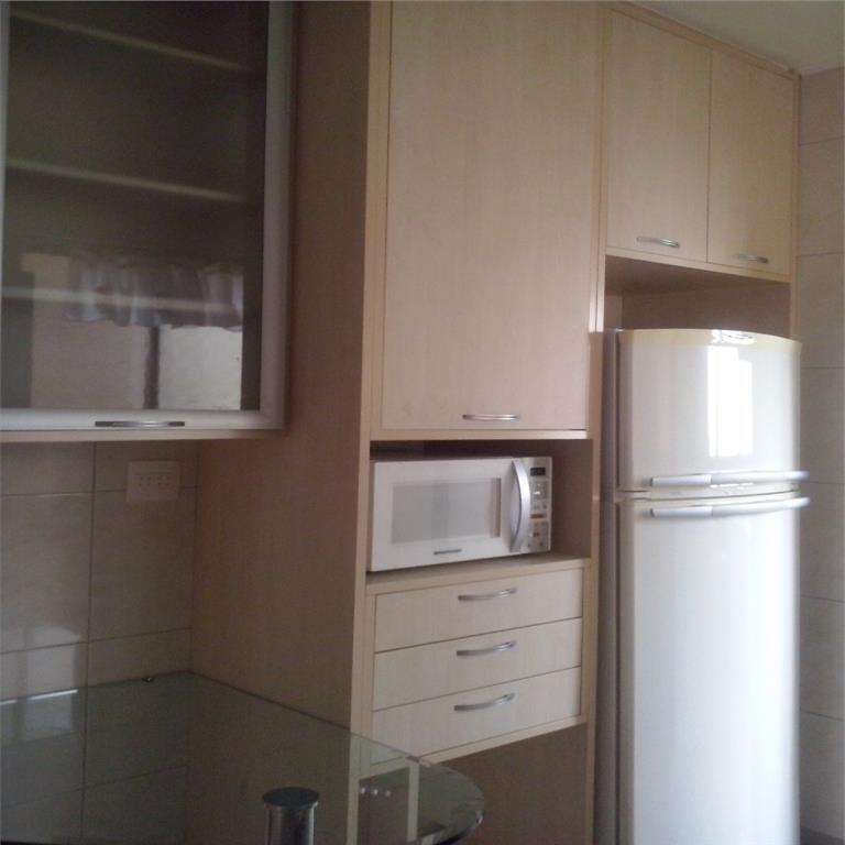 Apartamento para alugar com 3 quartos, 100m² - Foto 18