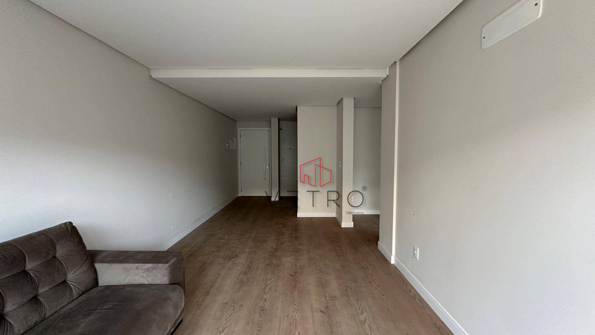 Apartamento à venda com 1 quarto, 70m² - Foto 2