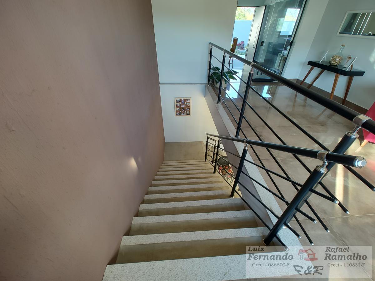 Casa à venda com 4 quartos, 1000m² - Foto 22