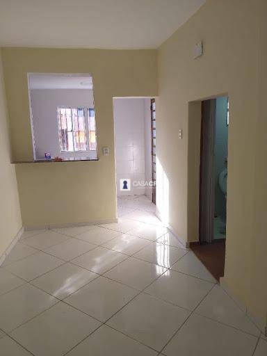 Casa à venda com 3 quartos, 140m² - Foto 4