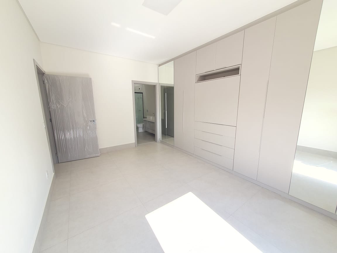 Casa para alugar com 3 quartos, 190m² - Foto 12