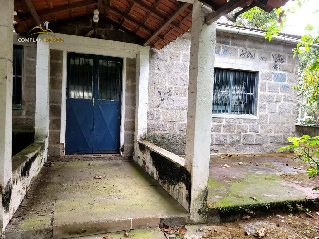 Casa de Condomínio à venda com 5 quartos, 383m² - Foto 4