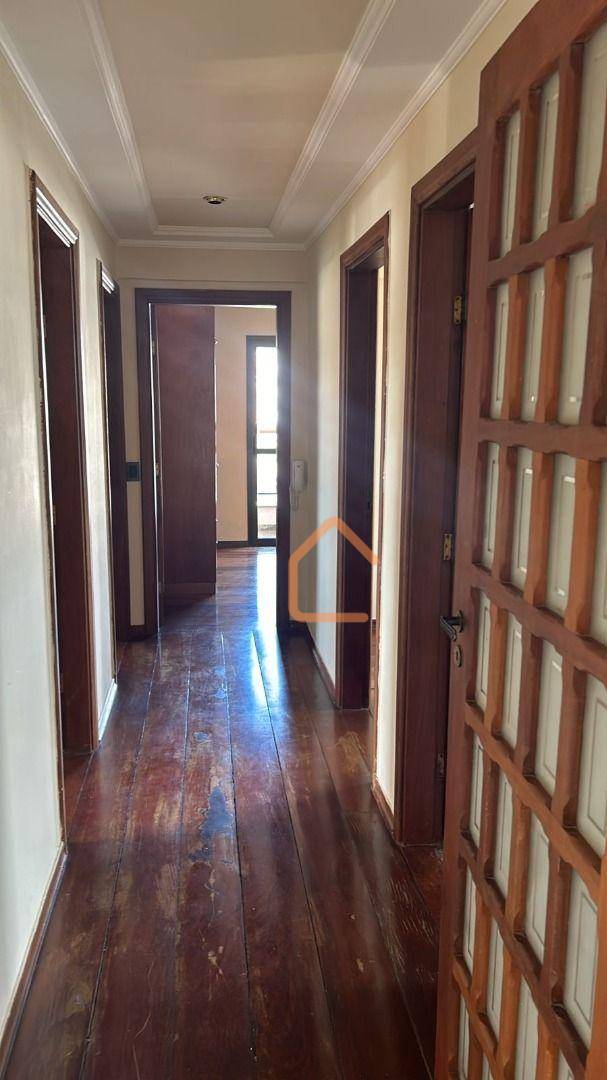 Apartamento à venda com 3 quartos, 140m² - Foto 7