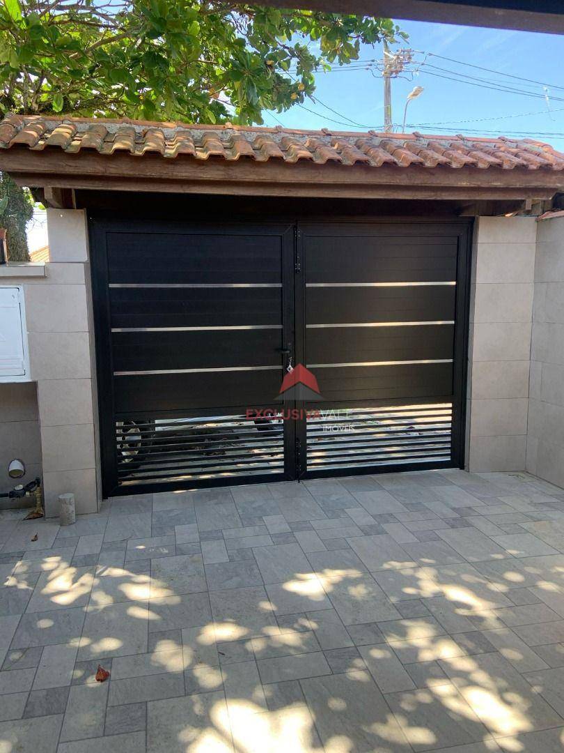 Casa à venda com 2 quartos, 105m² - Foto 1