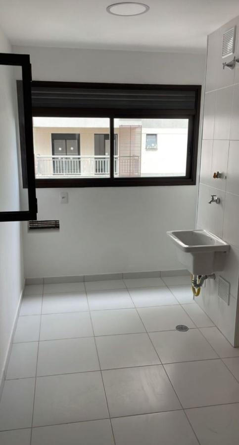 Apartamento para alugar com 3 quartos, 97m² - Foto 5