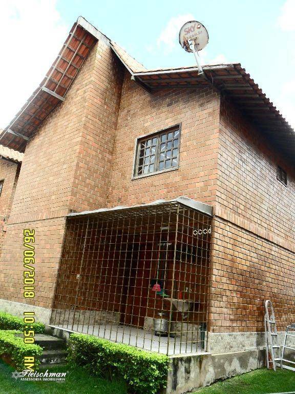 Casa de Condomínio à venda com 5 quartos, 136m² - Foto 2