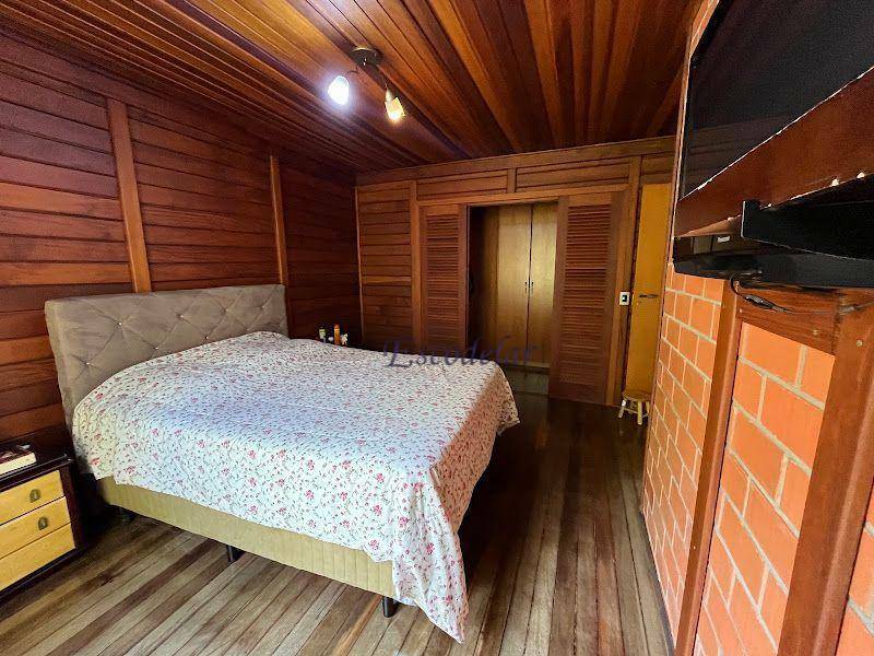 Casa de Condomínio à venda com 3 quartos, 304m² - Foto 10