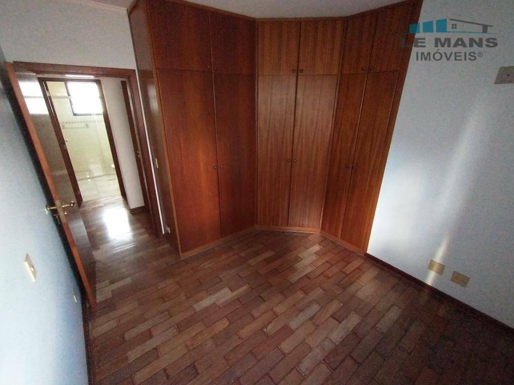 Apartamento à venda com 3 quartos, 115m² - Foto 16