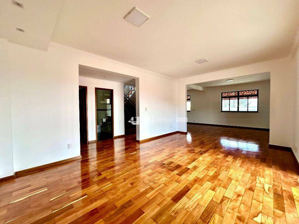 Casa de Condomínio à venda com 4 quartos, 409m² - Foto 5