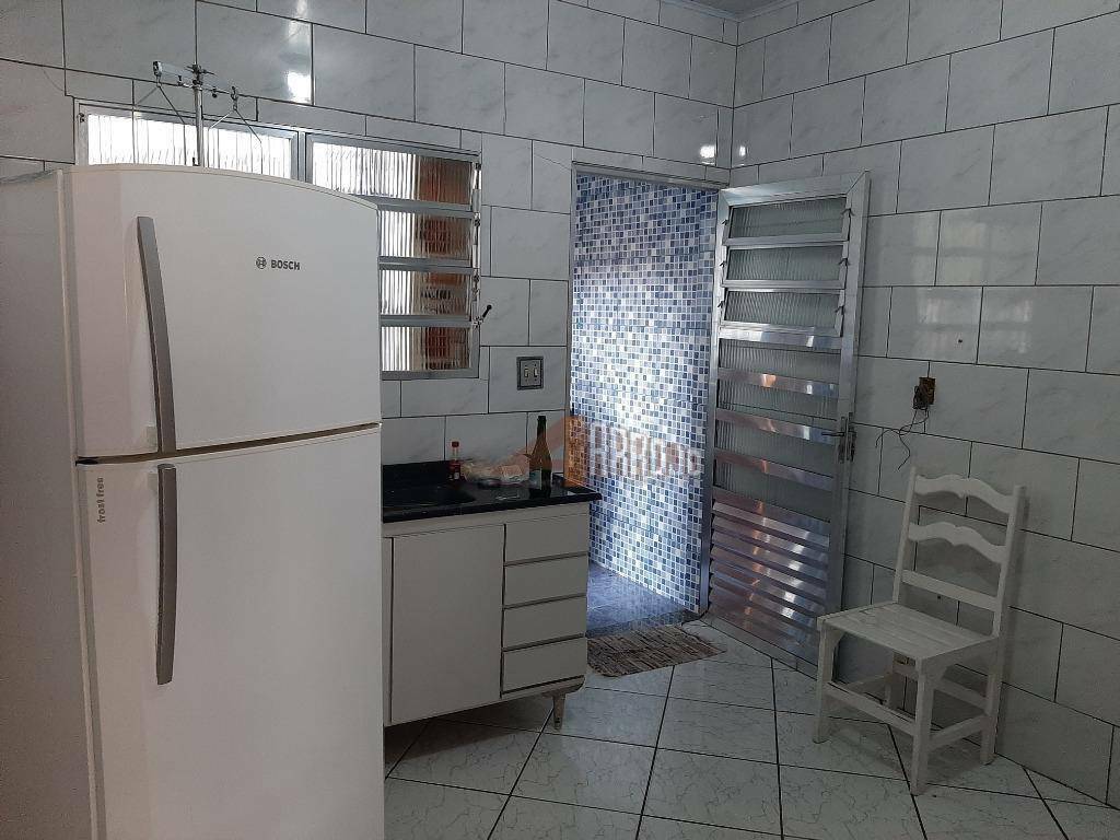 Sobrado à venda com 3 quartos, 140m² - Foto 3