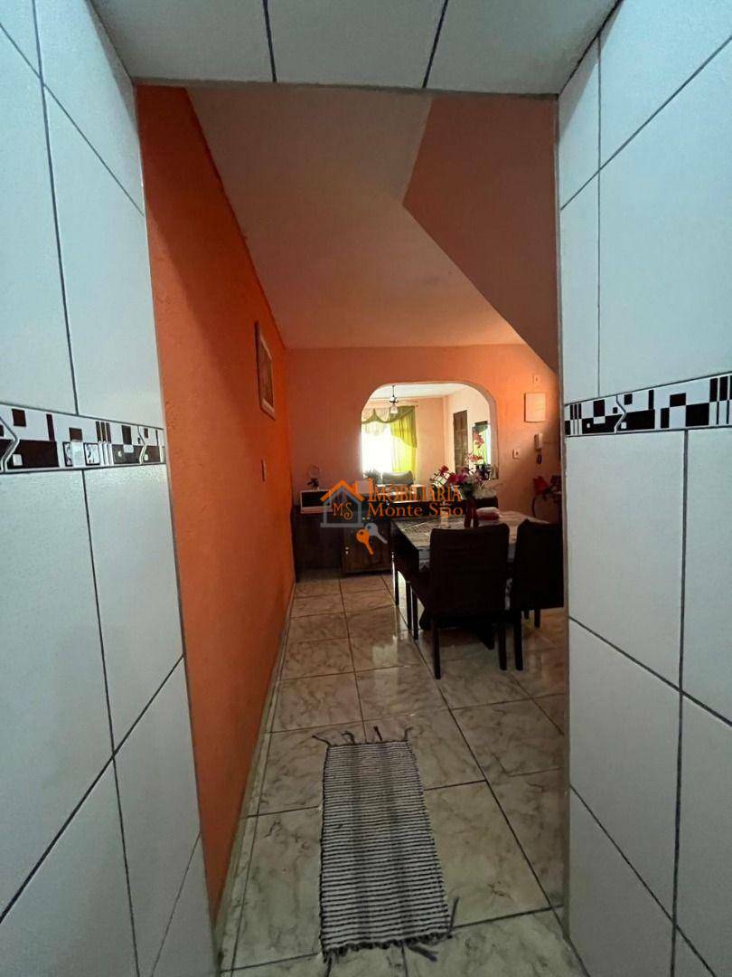 Sobrado à venda com 3 quartos, 200m² - Foto 35