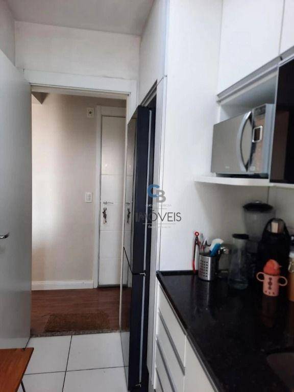 Apartamento à venda com 2 quartos, 65m² - Foto 17