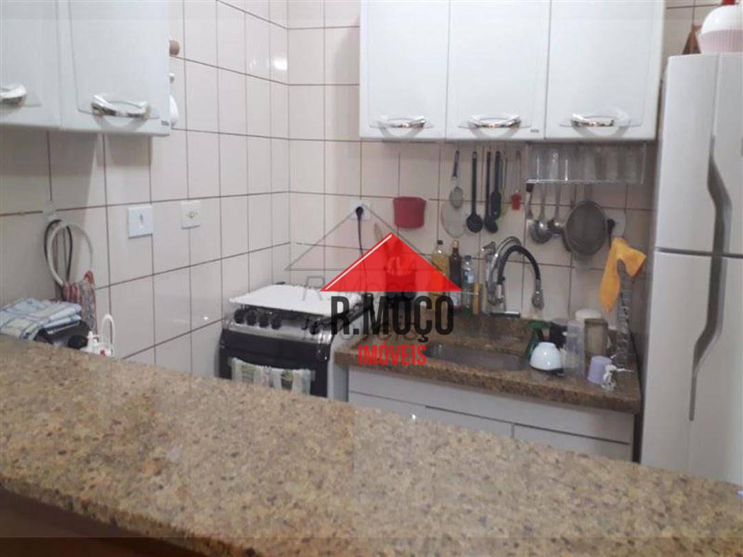 Sobrado à venda com 2 quartos, 238m² - Foto 17