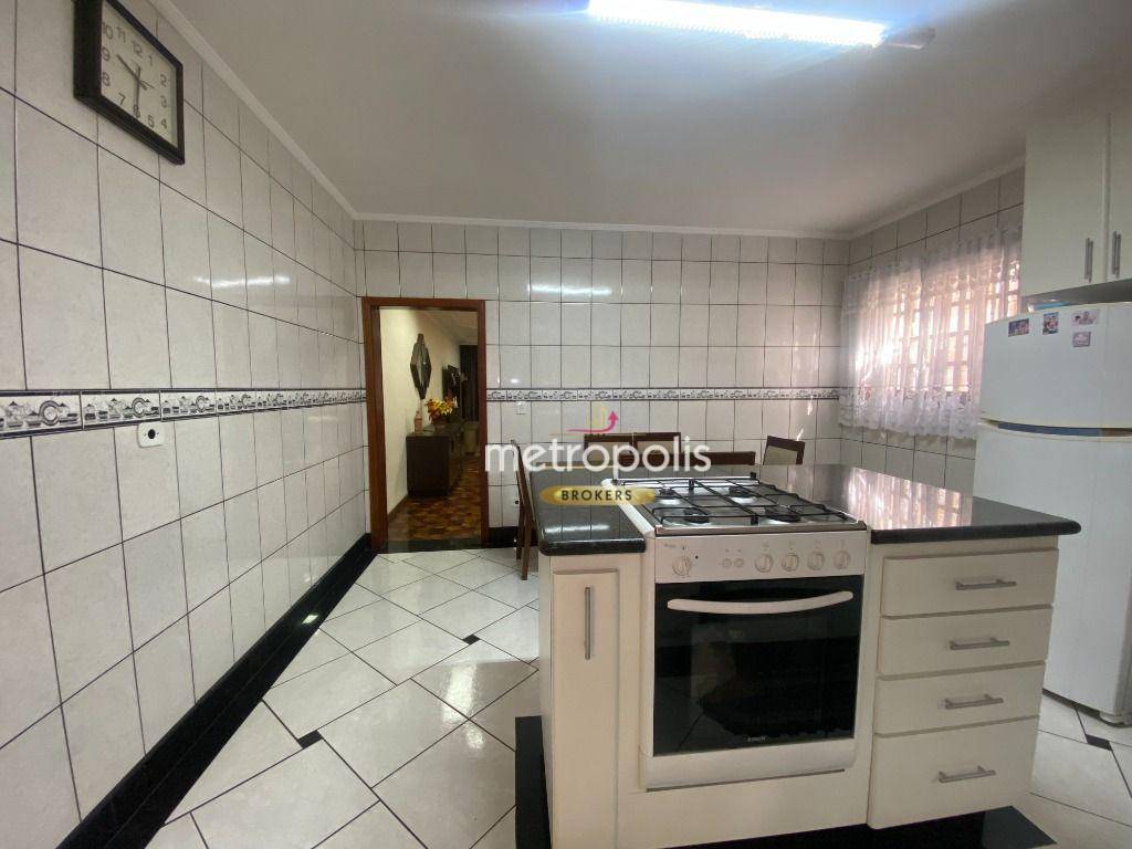 Sobrado à venda com 3 quartos, 240m² - Foto 13