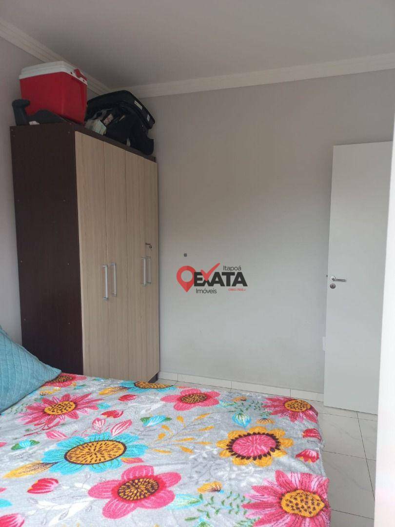 Casa à venda com 2 quartos, 50m² - Foto 14