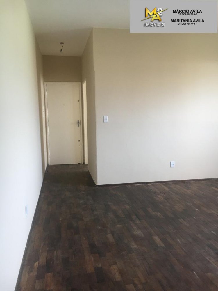 Apartamento à venda com 3 quartos, 120m² - Foto 2