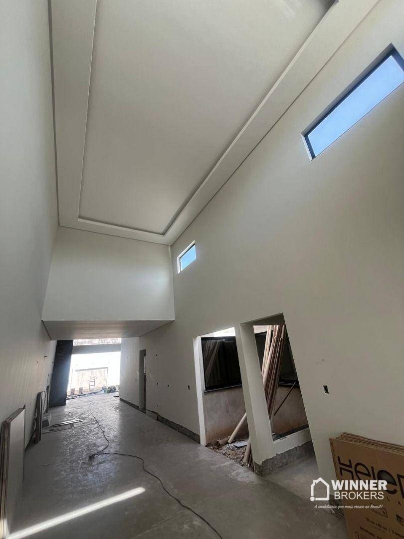 Casa à venda com 3 quartos, 182m² - Foto 3