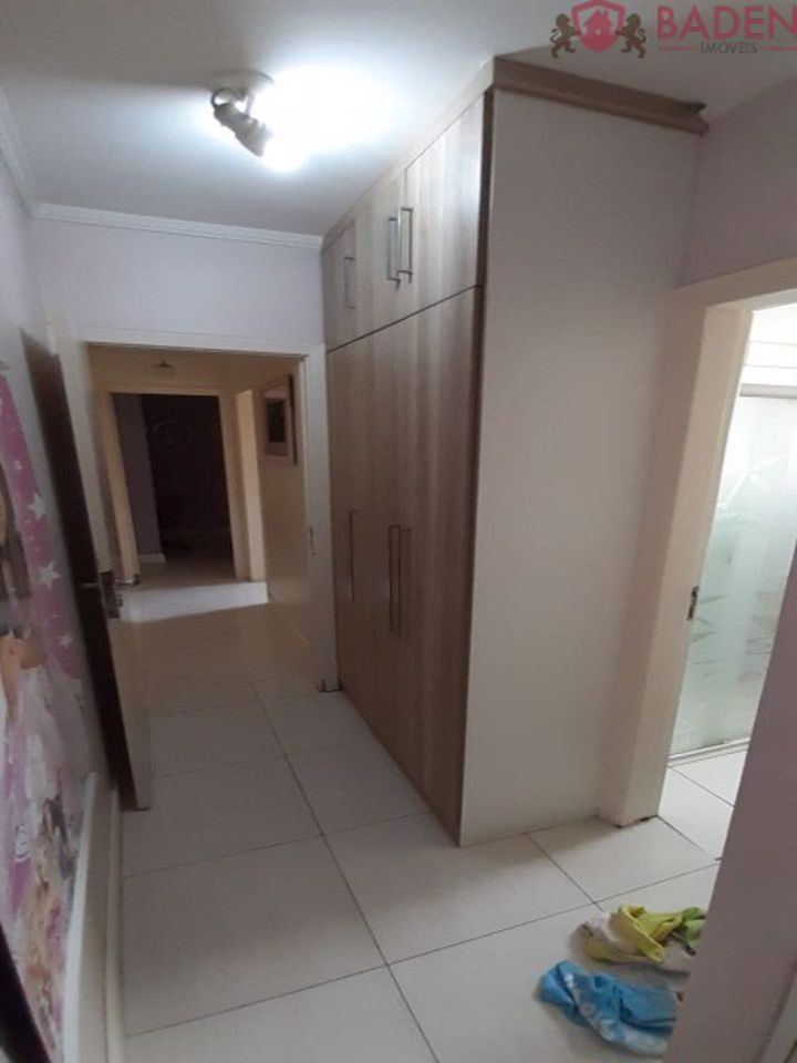 Apartamento à venda com 3 quartos, 140m² - Foto 30