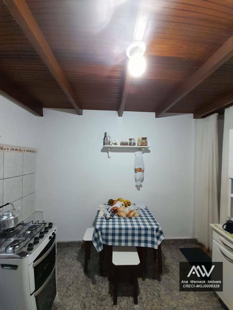 Casa à venda com 1 quarto, 300m² - Foto 9