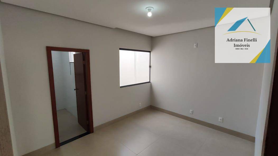 Casa à venda com 2 quartos, 57m² - Foto 13